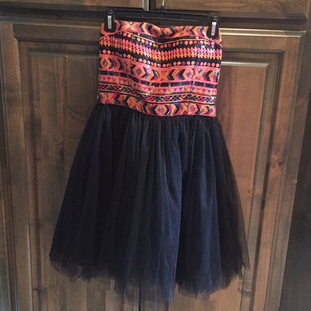 Like New Minuet Strapless Sequin Tulle Dress M